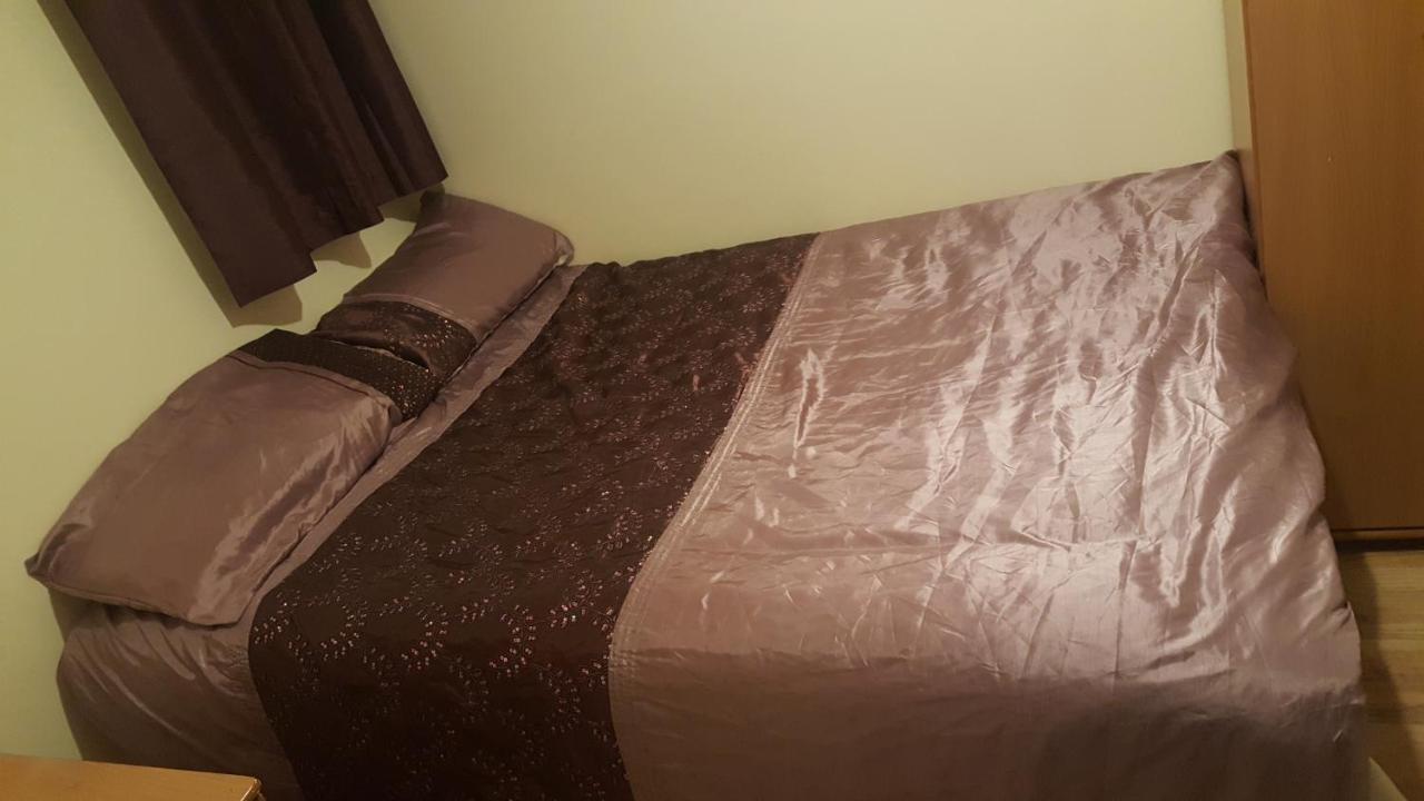 Splendid 4Bedrooms Shared Home Manchester Extérieur photo