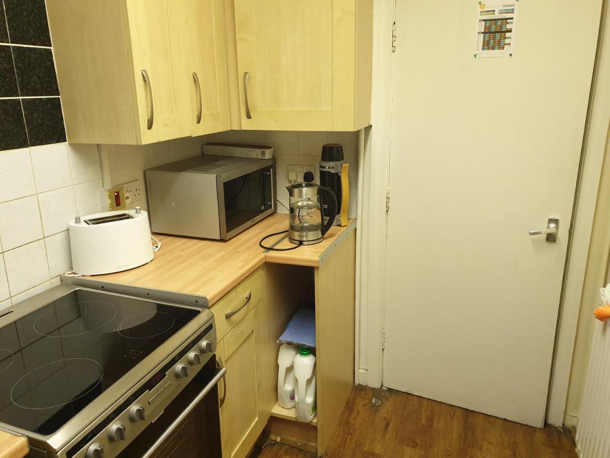 Splendid 4Bedrooms Shared Home Manchester Extérieur photo