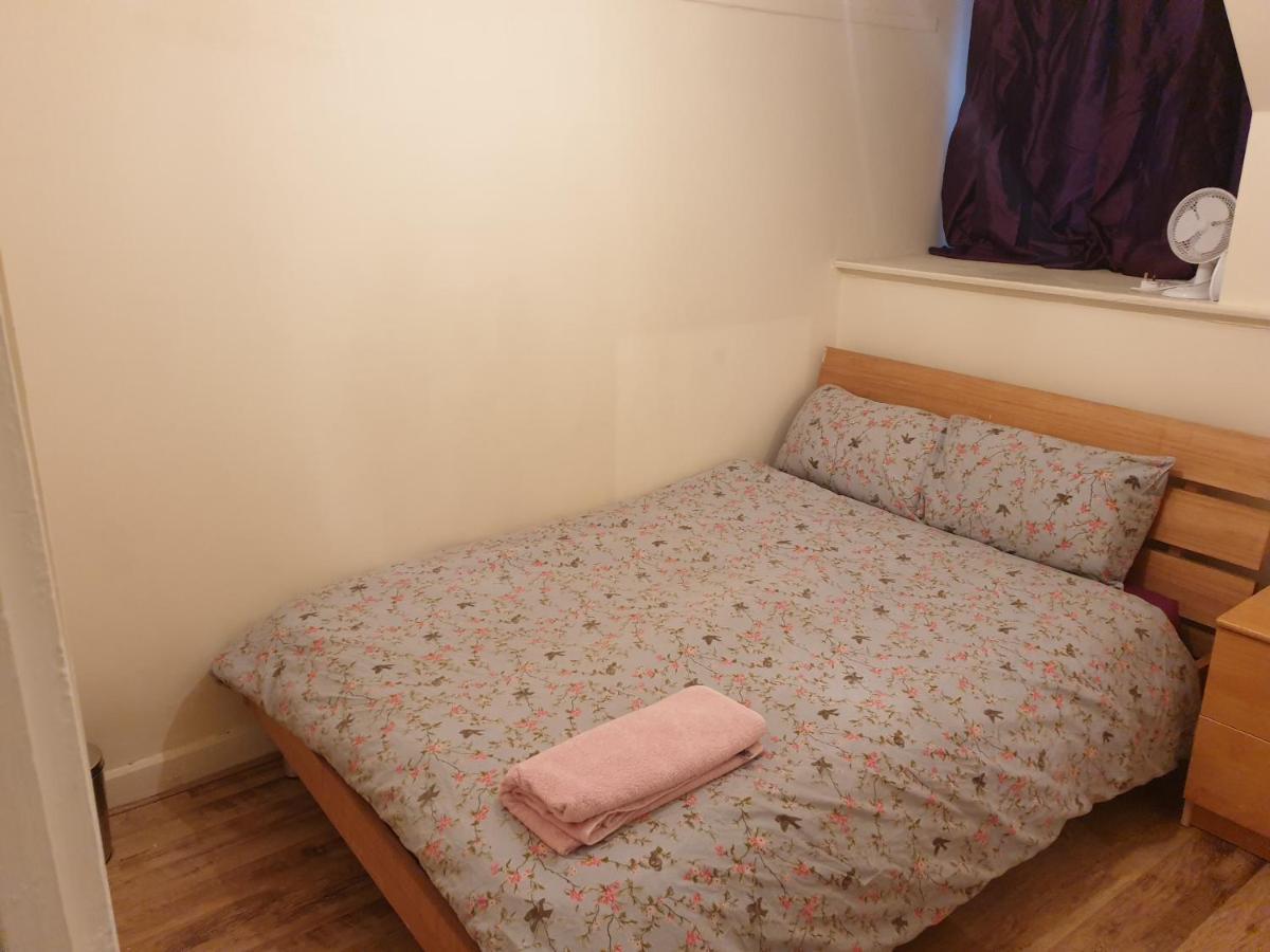 Splendid 4Bedrooms Shared Home Manchester Extérieur photo
