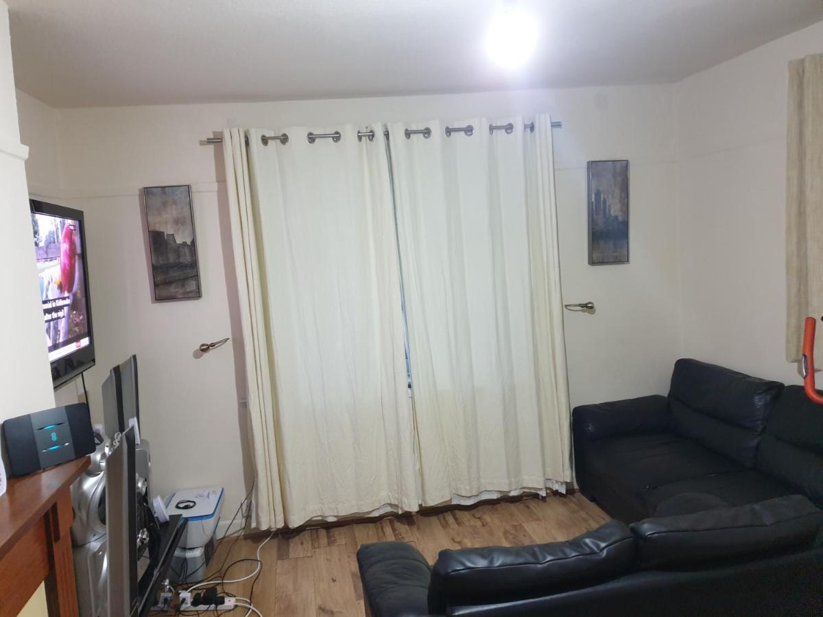 Splendid 4Bedrooms Shared Home Manchester Extérieur photo