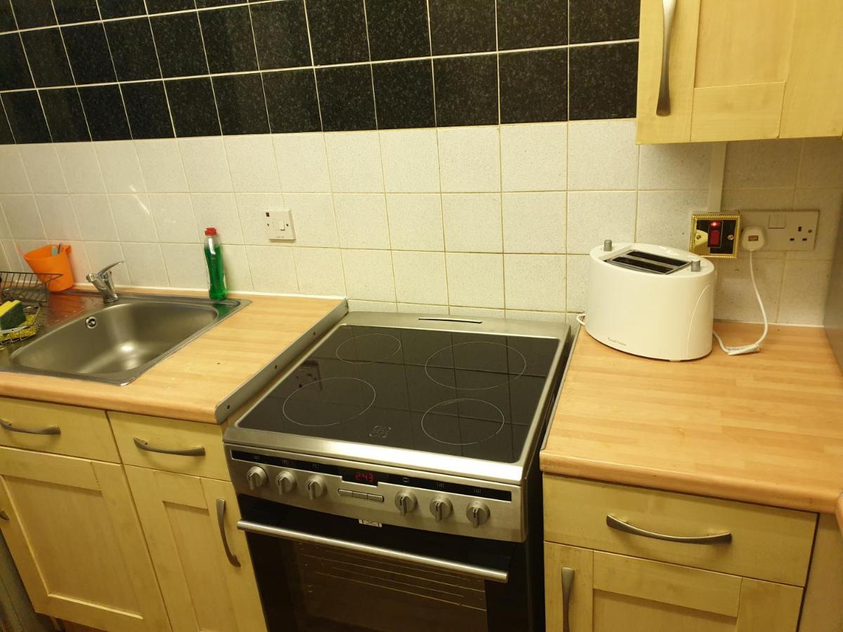 Splendid 4Bedrooms Shared Home Manchester Extérieur photo