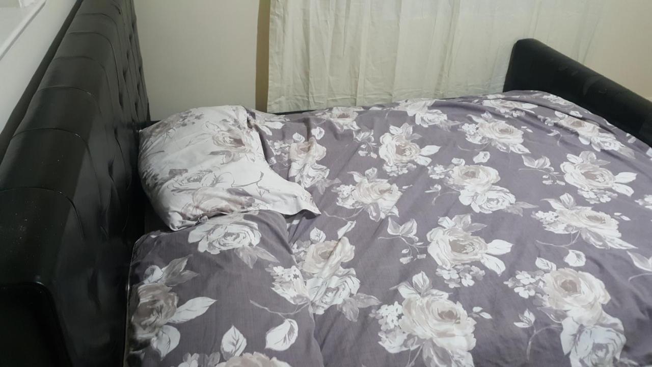 Splendid 4Bedrooms Shared Home Manchester Extérieur photo