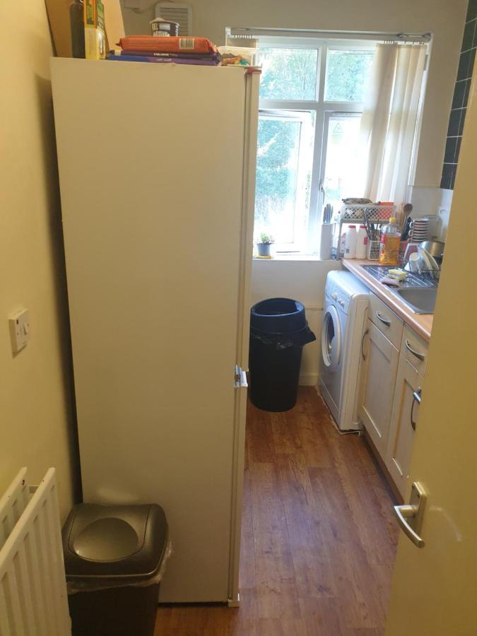 Splendid 4Bedrooms Shared Home Manchester Extérieur photo