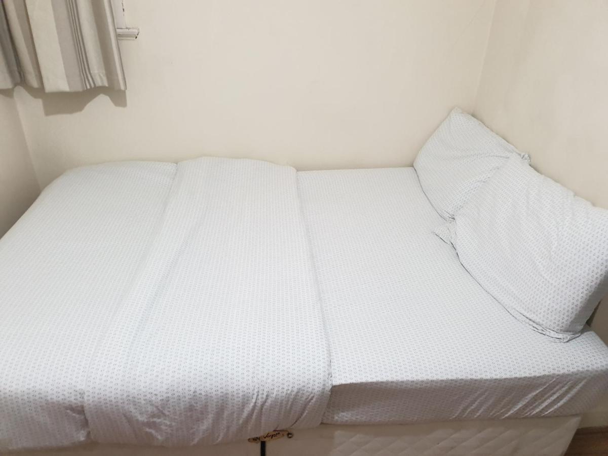 Splendid 4Bedrooms Shared Home Manchester Extérieur photo